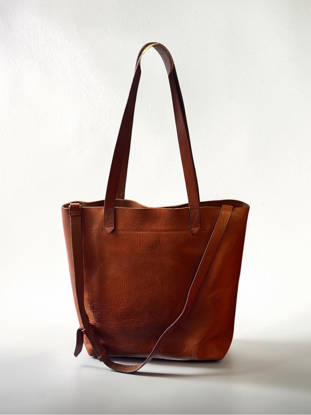 Madewell Leather Tote in Warm Chestnut Brown - Picture 3 of 8
